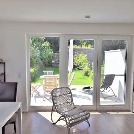 Reiherstieg Pier 10 Hohwacht